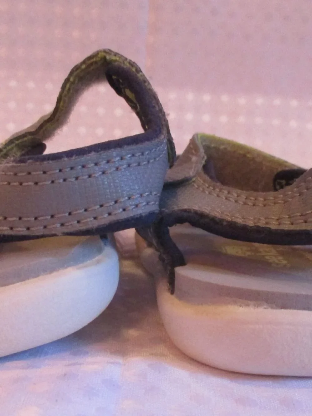 See Kai Run Basics Toddler Gray Water-Friendly Hook & Loop Sandals  Sz. 4